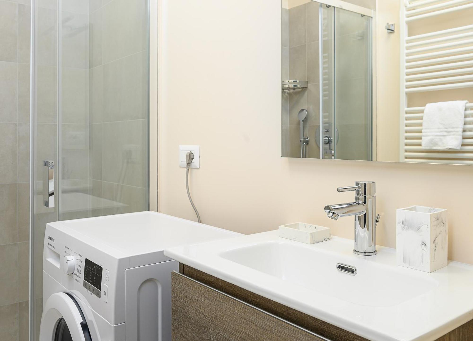 Suites In Porta Garibaldi & Chinatown - City Center Well Connected Mediolan Zewnętrze zdjęcie